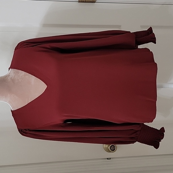 CeCe, Burgundy Size S V Neck Long Peasant Sleeve Smocked Cuff Georgette Blouse - Picture 1 of 12